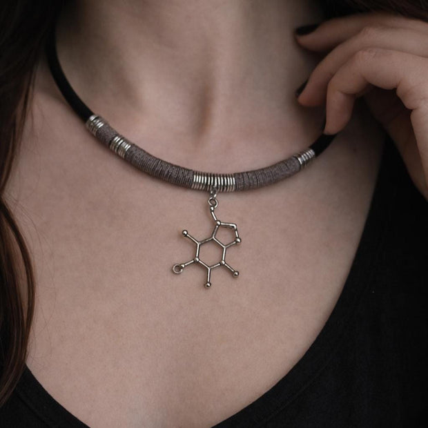 Collana molecola serotonina in acciaio| Collana chimica scientifica stile goth alternativa| Gioiello dark minimal
