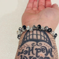 Bracciale multigiro regolabile in alluminio con perline nere| Bracciale spirale artigianale stile industrial gothic| Gioiello alternativo
