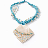 Collana lunga completamente naturale in madreperla azzurra | Gioiello boho stile Mediterraneo | Idea regalo donna