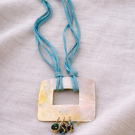 Collana lunga madreperla e pietre turchesi | Collana boho estiva donna stile Mediterraneo boho | Idea regalo donna