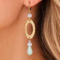 Orecchini pendenti oro incisione etnica | Orecchini boho chic con goccia azzurra e perla | Orecchini eleganti donna