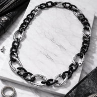 Collana catena maxi nera e argento maglia grossa lunga | Collana statement donna stile rock industrial urban chic