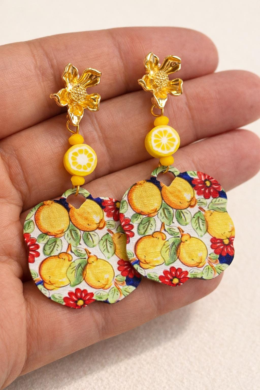 Orecchini limoni siciliani| Orecchini pendenti estivi stile Mediterraneo|  Gioiello mare acciaio dorato antiallergico | Idea regalo donna
