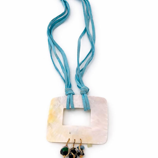 Collana lunga madreperla e pietre turchesi | Collana boho estiva donna stile Mediterraneo boho | Idea regalo donna