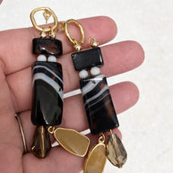 Orecchini lunghi in vetro di Murano oro e nero | Orecchini pendenti donna eleganti | Gioiello moderno