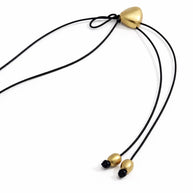 Collana asimmetrica nero oro in legno | Collana geometrica moderna | Girocollo design naturale donna
