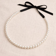 Collana perle bianche con nastro nero regolabile | Girocollo perle donna elegante | Collana perle cerimonia
