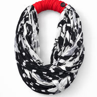 Collana in tessuto donna nera e bianca con dettaglio rosso | Collana statement moderna multifilo | Collana leggera originale riciclata