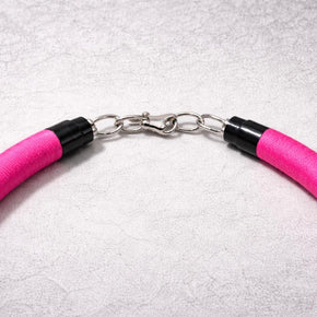 Choker punk rosa fluo shocking con borchie in acciaio e anello O-ring | Collana choker goth industrial alternativa | Gioiello punk fatto a m