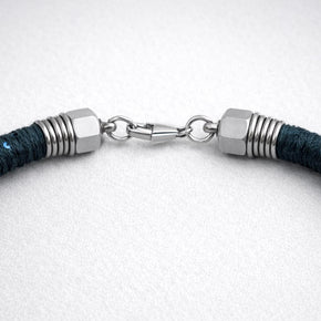 Choker con avventurina verde petrolio | Girocollo artigianale in alluminio modellato| Collana alternativa con pietra naturale| Idea regalo