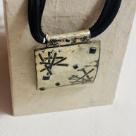 Collana industriale donna nera con maxi ciondolo quadrato argento | Gioiello rock statement urban regolabile