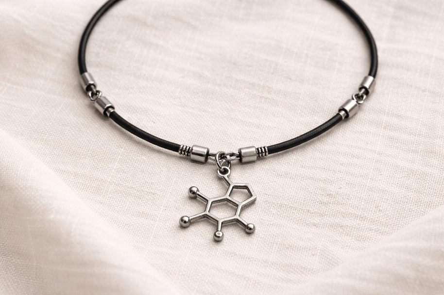 Collana molecola serotonina in acciaio| Collana chimica scientifica stile goth alternativa| Gioiello dark minimal