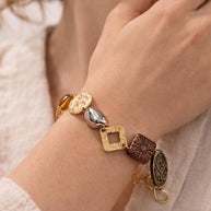 Bracciale boho etnico ambra marrone | Bracciale donna con perline in vetro e elementi dorati | Acciaio antiallergico