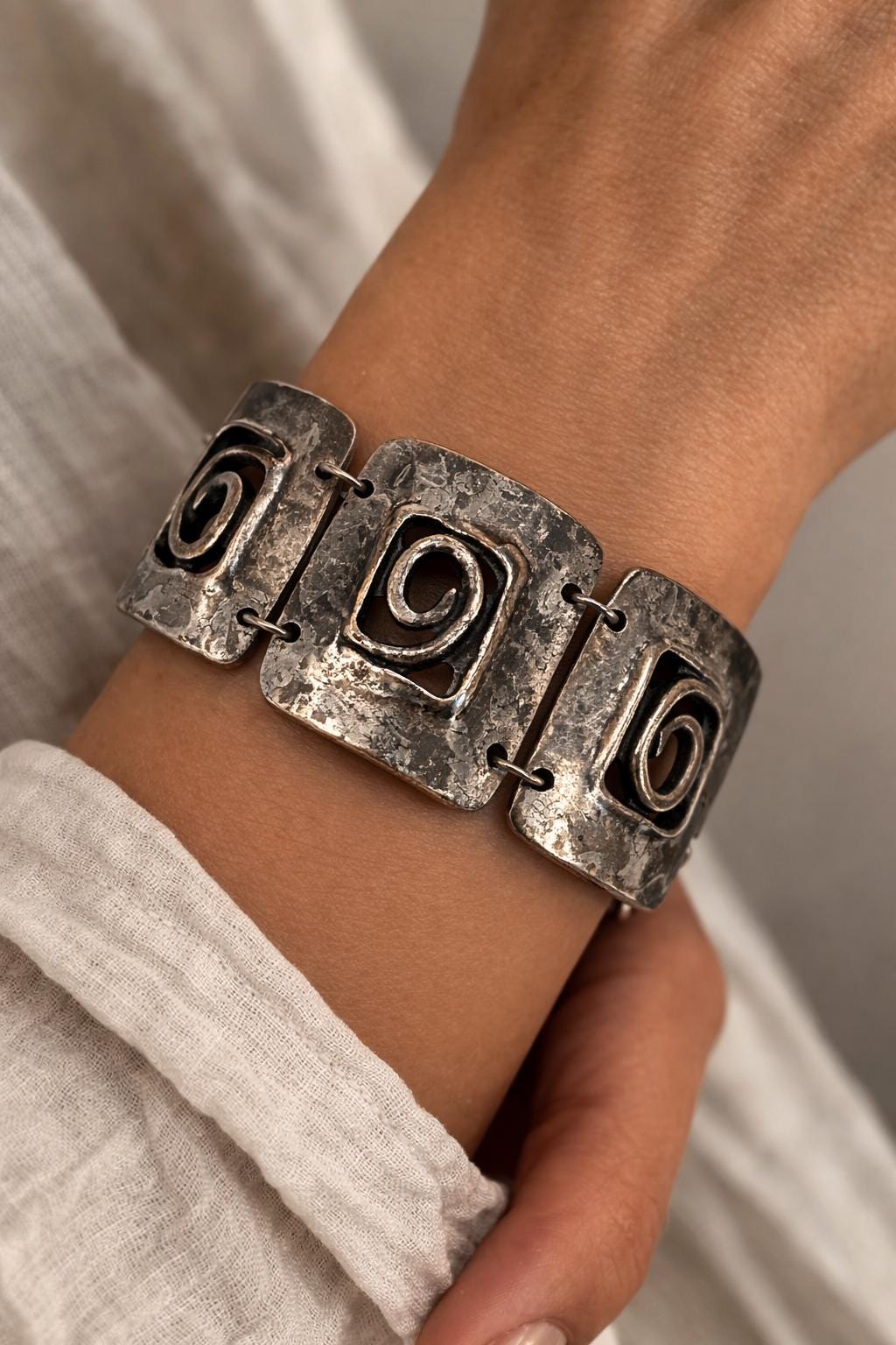 Bracciale vintage anni 70 argentato | Bracciale donna con maglie in metallo | Gioiello vintage retro