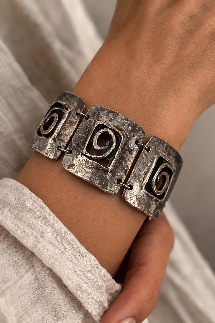 Bracciale vintage anni 70 argentato | Bracciale donna con maglie in metallo | Gioiello vintage retro