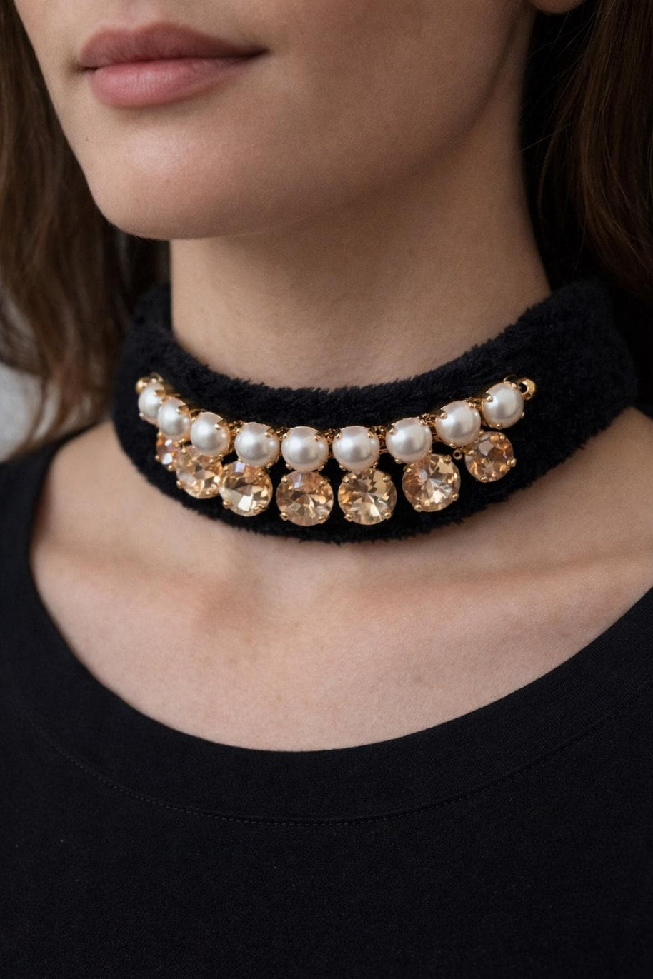 Collana girocollo in velluto nero con perle e cristalli champagne | Choker elegante donna | Collana glamour da sera | Idea regalo donna