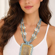 Collana boho turchese con grande ciondolo in madreperla e pietra naturale | Collana etnica con cordino e dischi madreperla | Gioiello estate