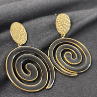 Orecchini spirale oro e nero in acciaio | Orecchini lunghi spirale | Spiral earrings gold black | Orecchini moderni donna