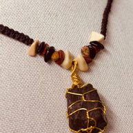 Collana uomo pietra naturale macramè | Ciondolo pietra grezza | Collana regolabile con pietre naturali | Stile boho uomo