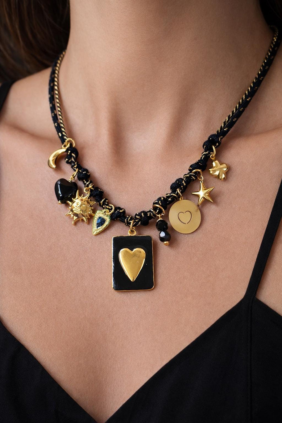 Black gold charm necklace heart | Collana charms nera e oro | Collana ciondoli sole stella corno | Charm necklace black gold