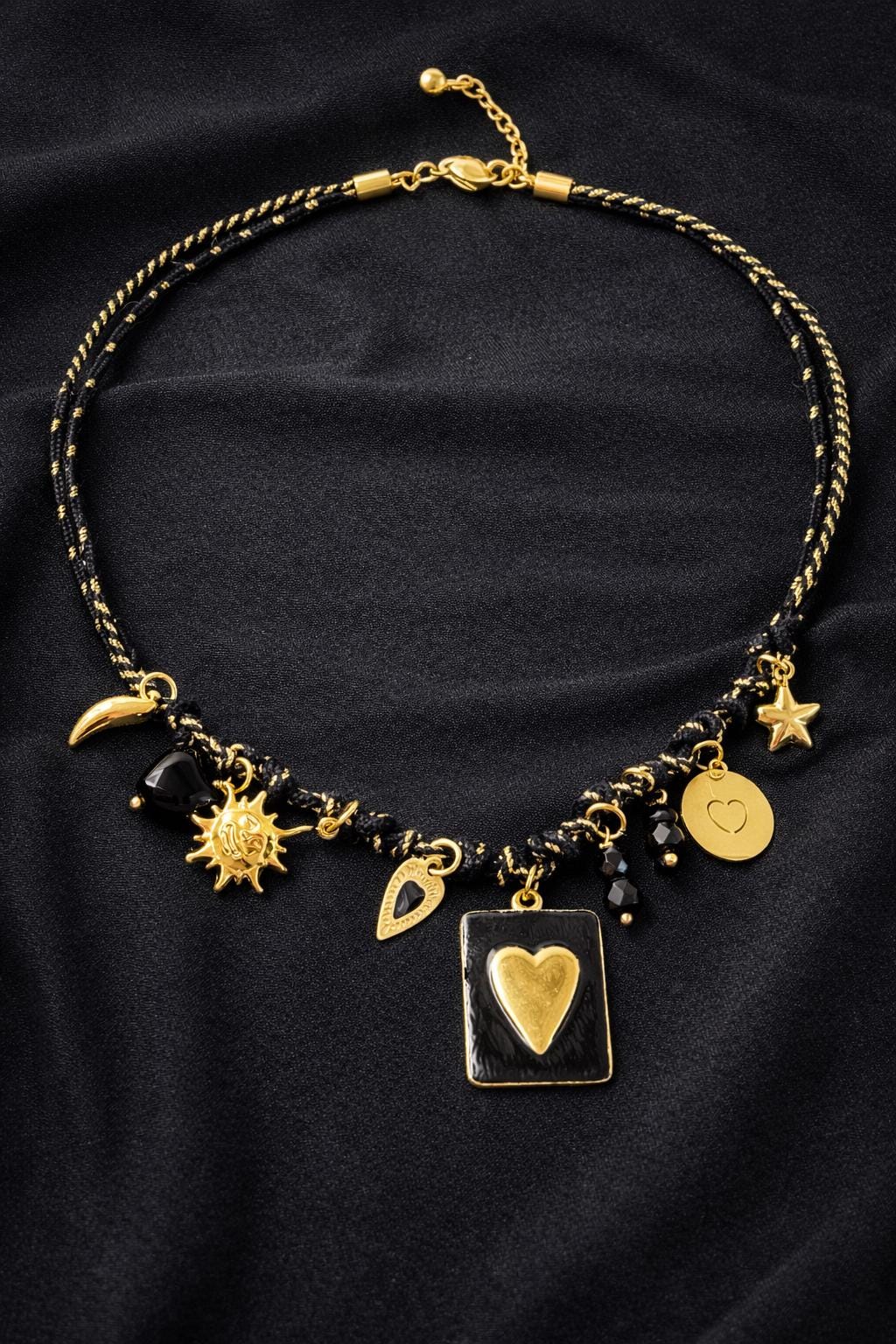 Black gold charm necklace heart | Collana charms nera e oro | Collana ciondoli sole stella corno | Charm necklace black gold