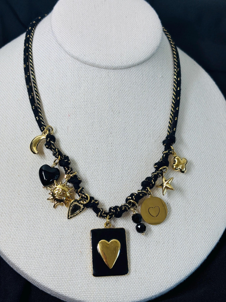 Black gold charm necklace heart | Collana charms nera e oro | Collana ciondoli sole stella corno | Charm necklace black gold
