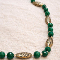 Collana lunga in pietra verde naturale | Collana boho con perline | Green stone boho necklace, collana verde oro naturale etnica