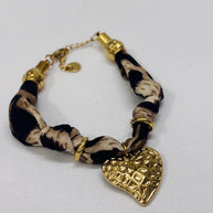 Bracciale animalier con cuore dorato | Bracciale leopardato in tessuto con charm cuore | Gioiello elegante donna in acciaio antiallergico