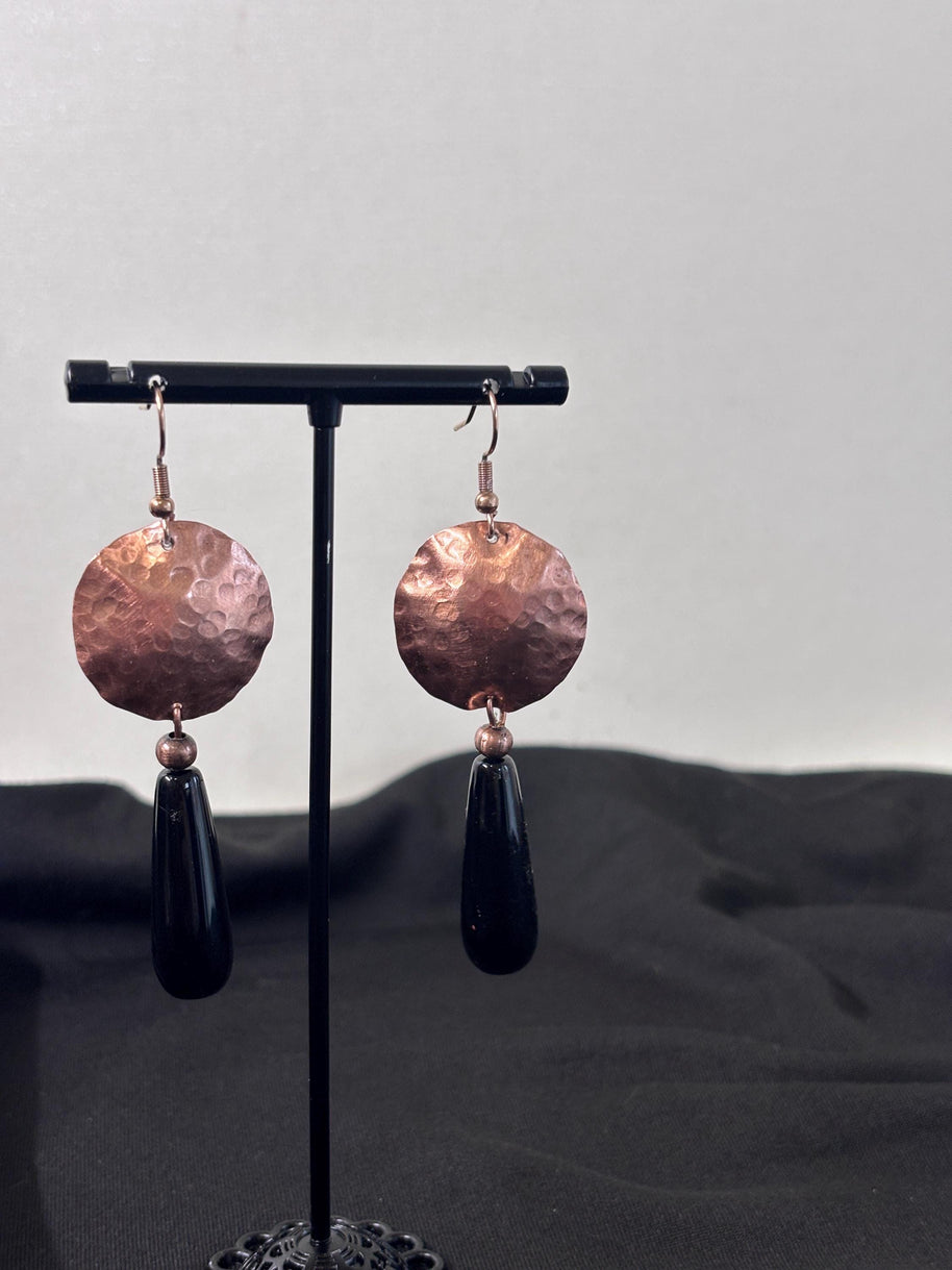 Orecchini rame pendente nero | Orecchini rame martellato | Orecchini lunghi rame fatti a mano | Idea regalo donna