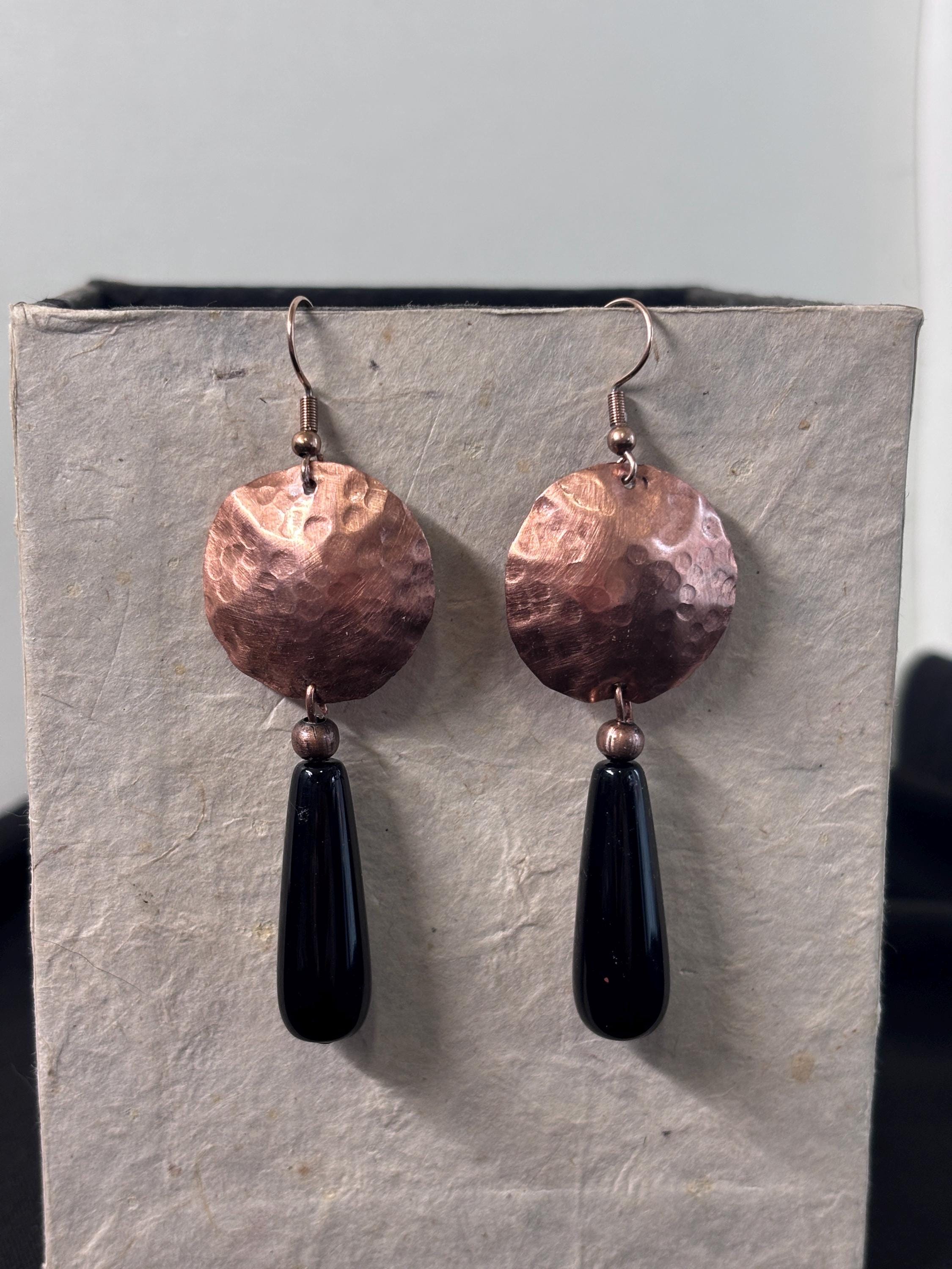 Orecchini rame pendente nero | Orecchini rame martellato | Orecchini lunghi rame fatti a mano | Idea regalo donna