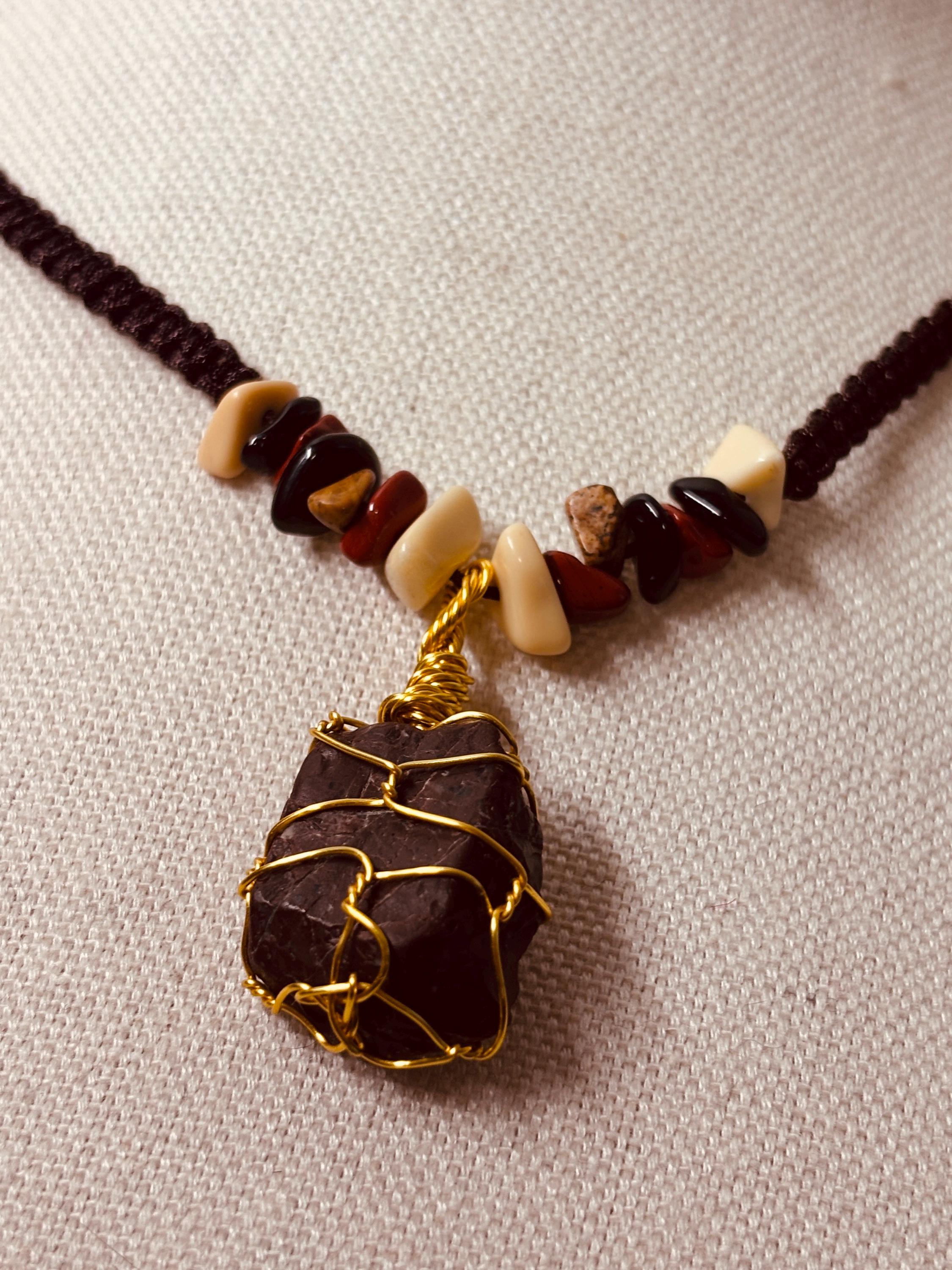 Collana uomo pietra naturale macramè | Ciondolo pietra grezza | Collana regolabile con pietre naturali | Stile boho uomo