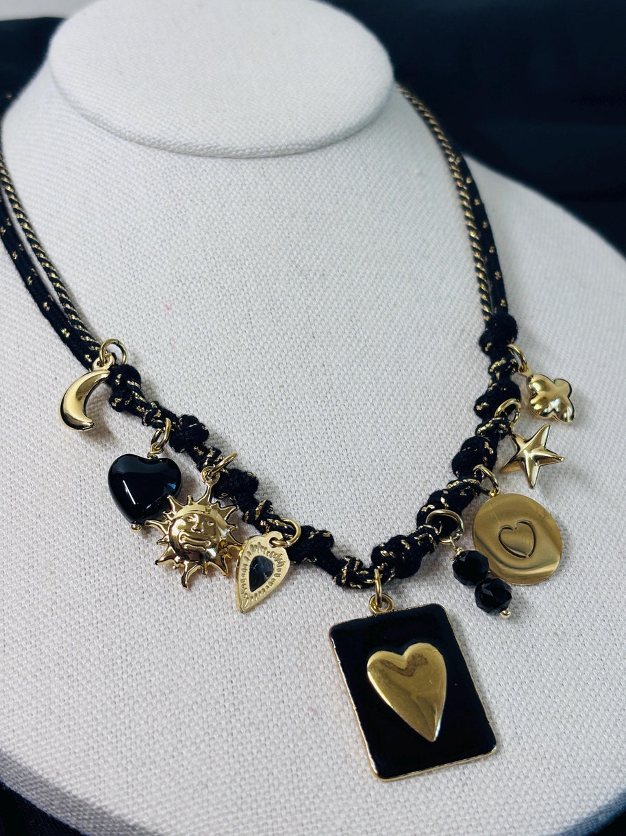 Black gold charm necklace heart | Collana charms nera e oro | Collana ciondoli sole stella corno | Charm necklace black gold