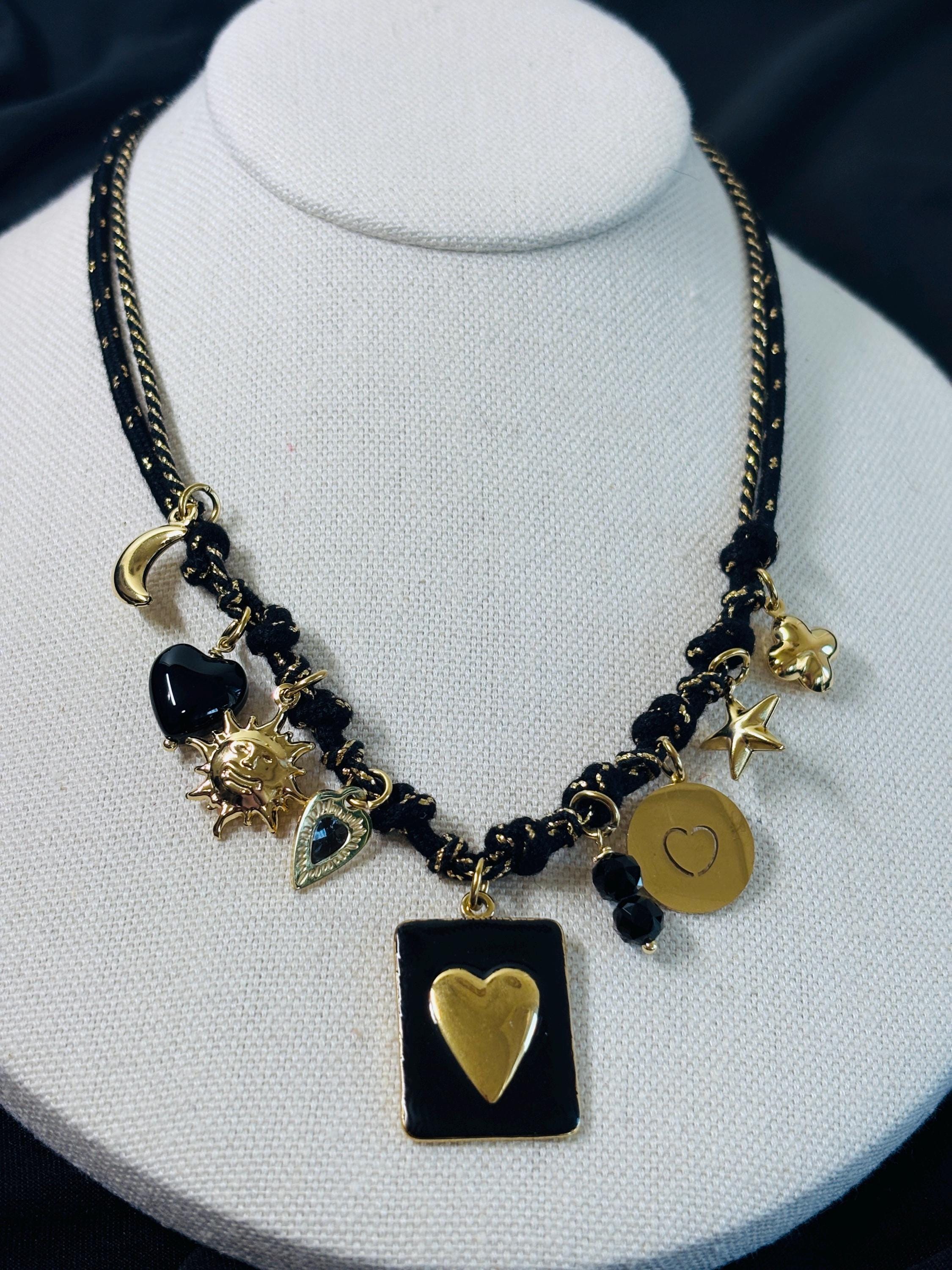 Black gold charm necklace heart | Collana charms nera e oro | Collana ciondoli sole stella corno | Charm necklace black gold